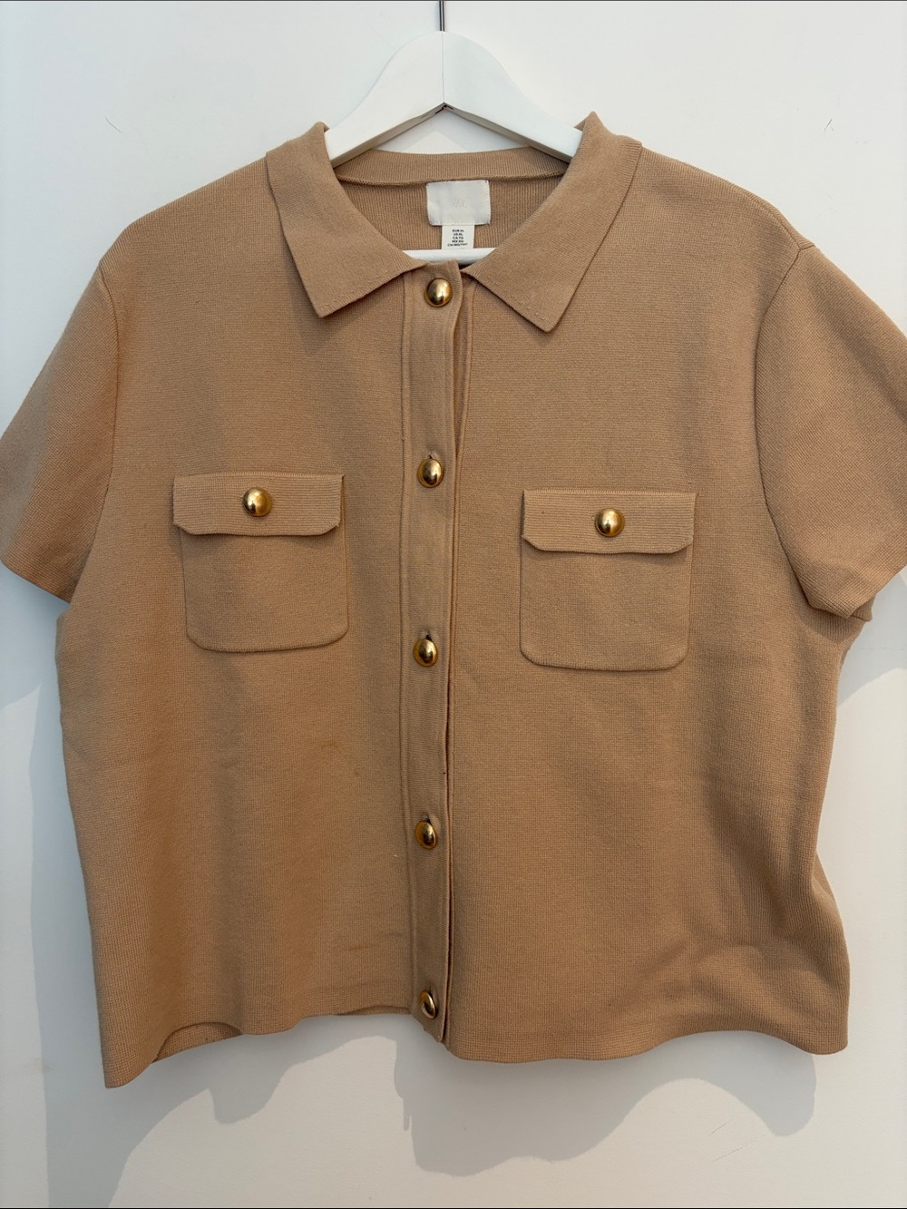 Short-Sleeve Button Front Cardigan in Camel